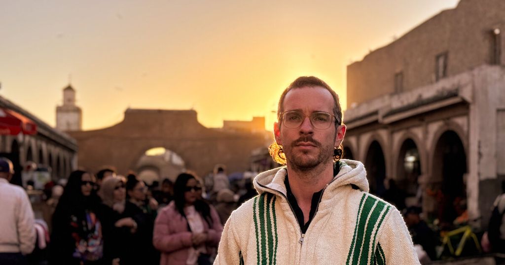 Mattias De Craene feat. Black Koyo