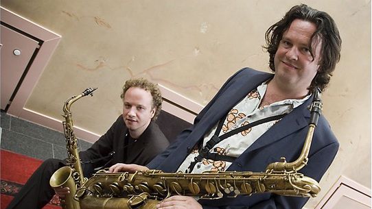 De Martinez Brothers