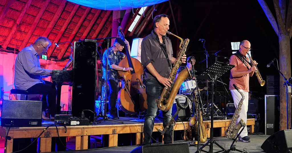 Bert Van Erk’s Feerwerd Forward Hot Five