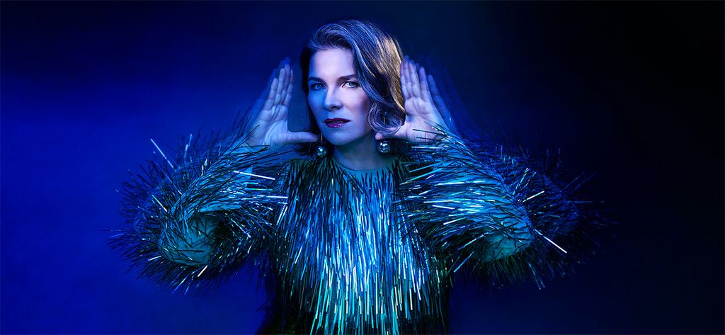 Susanne Alt - Dark Horse